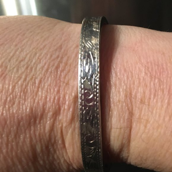 💖refreshed listing- Milar? Square Bracelet 103 $40 or $35 w/offer - Picture 2 of 5